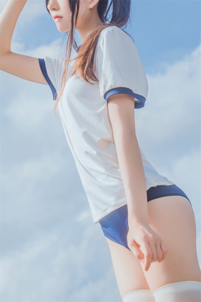 萝莉风COS 桜桃喵 – 体操服 [24P/232MB] 网红写真-第3张