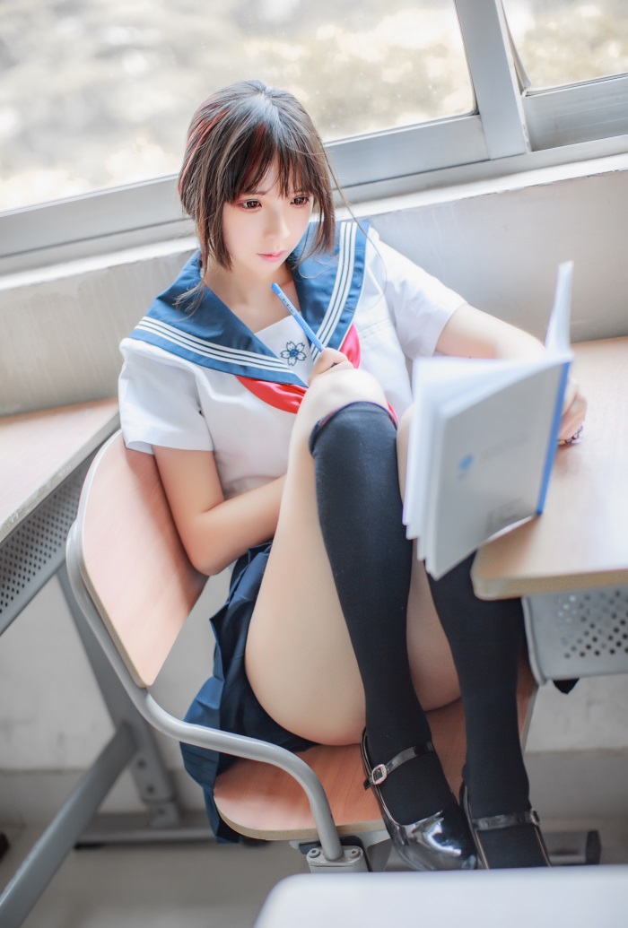 网红Coser@疯猫ss – 同桌的水手服 [41P/464MB] 网红写真-第3张