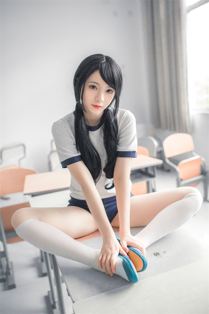 网红Coser@疯猫ss – 体操服 [46P/405MB] 网红写真-第2张