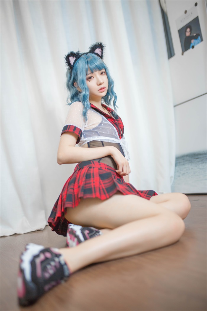 网红Coser@疯猫ss - 蓝发 [26P/122MB] 网红写真-第2张