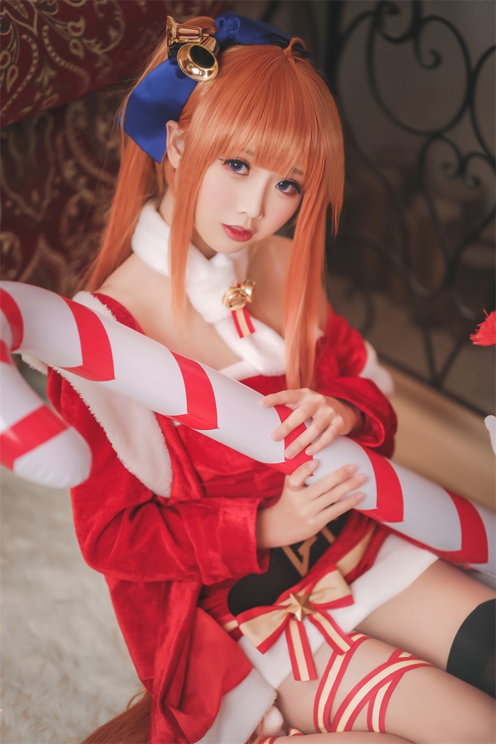 人气动漫Coser@面饼仙儿 FAL圣诞 [19P/59MB] 网红写真-第3张