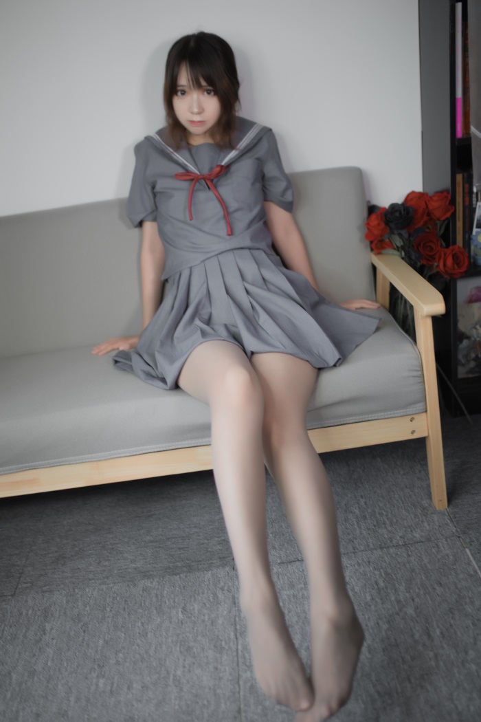 网红Coser@疯猫ss - 蓝灰JK [29P/180MB] 网红写真-第1张