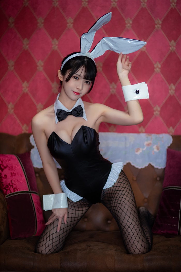 人气动漫Coser@鳗鱼霏儿 - 加藤惠 兔女郎 [25P/291MB] 网红写真-第2张