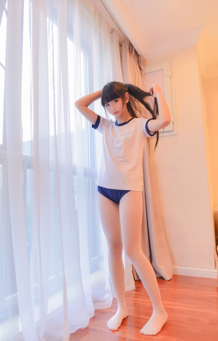 网红Coser@雪琪 - 体操服 [17P/172MB] 网红写真-第2张