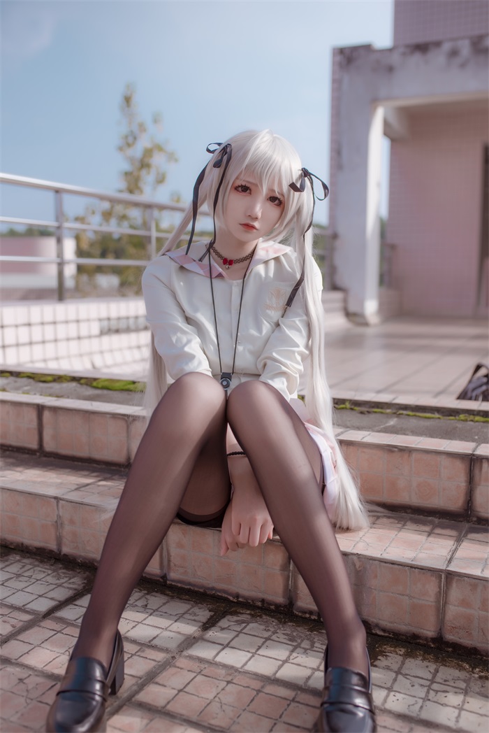 微博红人Coser@五更百鬼 校服穹 [12P/72.9MB] 网红写真-第3张