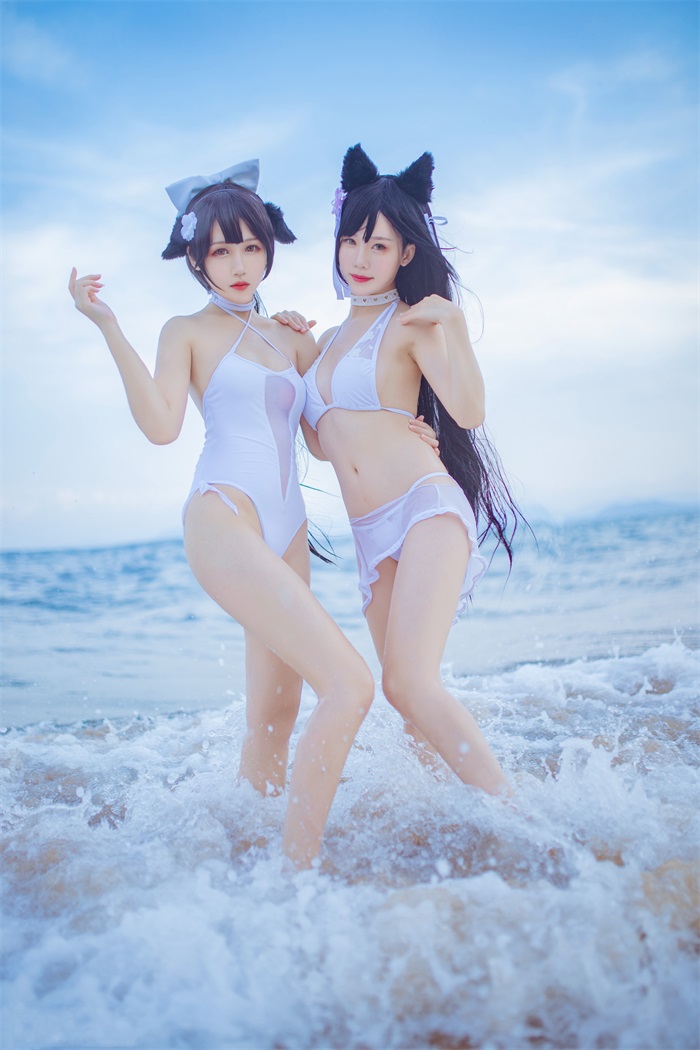 微博人气Coser@抖娘-利世 抖娘×不呆猫 獒犬海边泳装 [41P/326MB] 网红写真-第1张