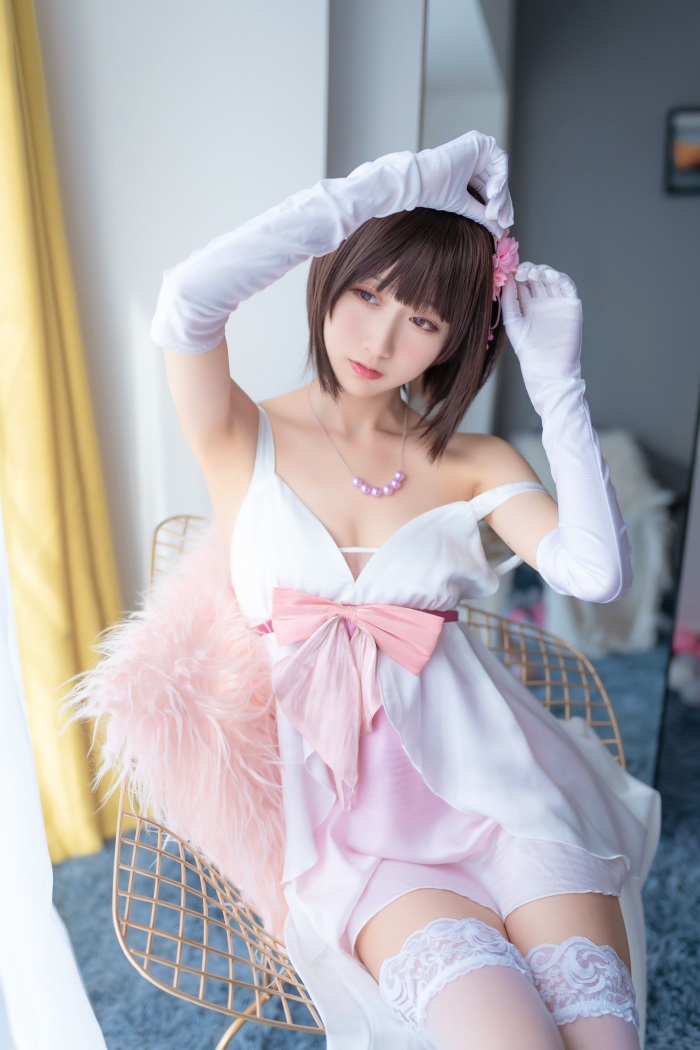 网红Coser@木绵绵OwO - 加藤惠cos礼服部分 [39P/184MB] 网红写真-第1张