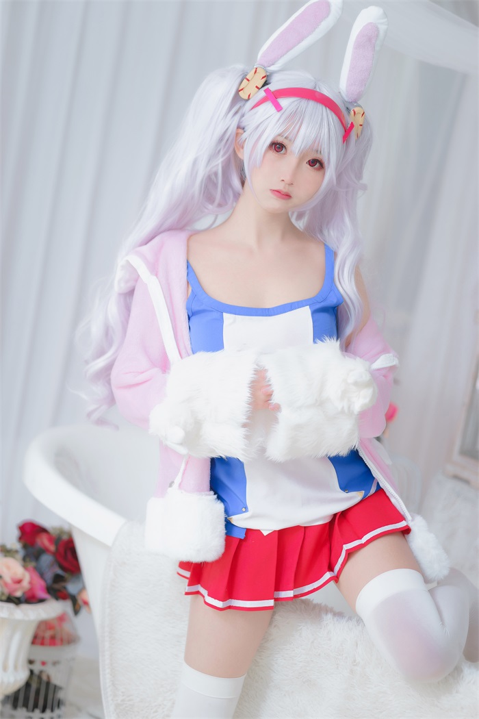 人气动漫Coser@面饼仙儿 – 拉菲 [19P/186MB] 网红写真-第2张