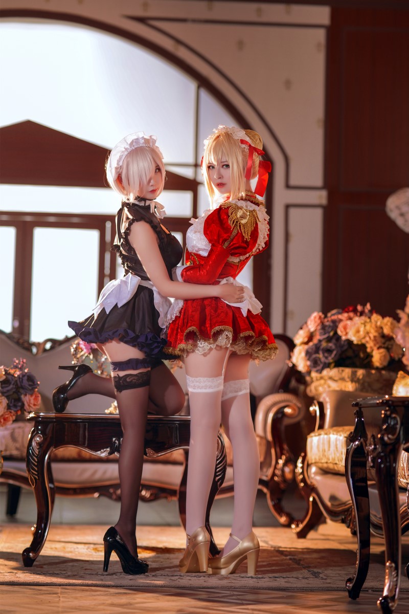 微博人气Coser@半半子X面饼仙儿 Claudius x Kyrielight Maid [22P/224MB] 网红写真-第3张