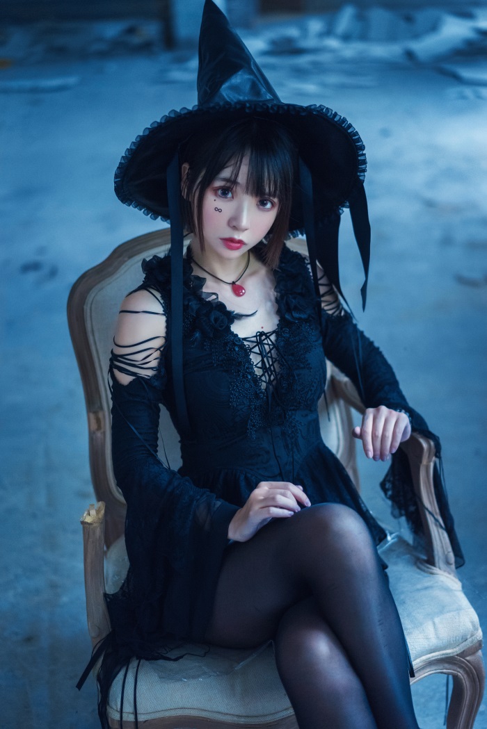 网红Coser@疯猫ss – 巫女 [27P/386MB] 网红写真-第4张