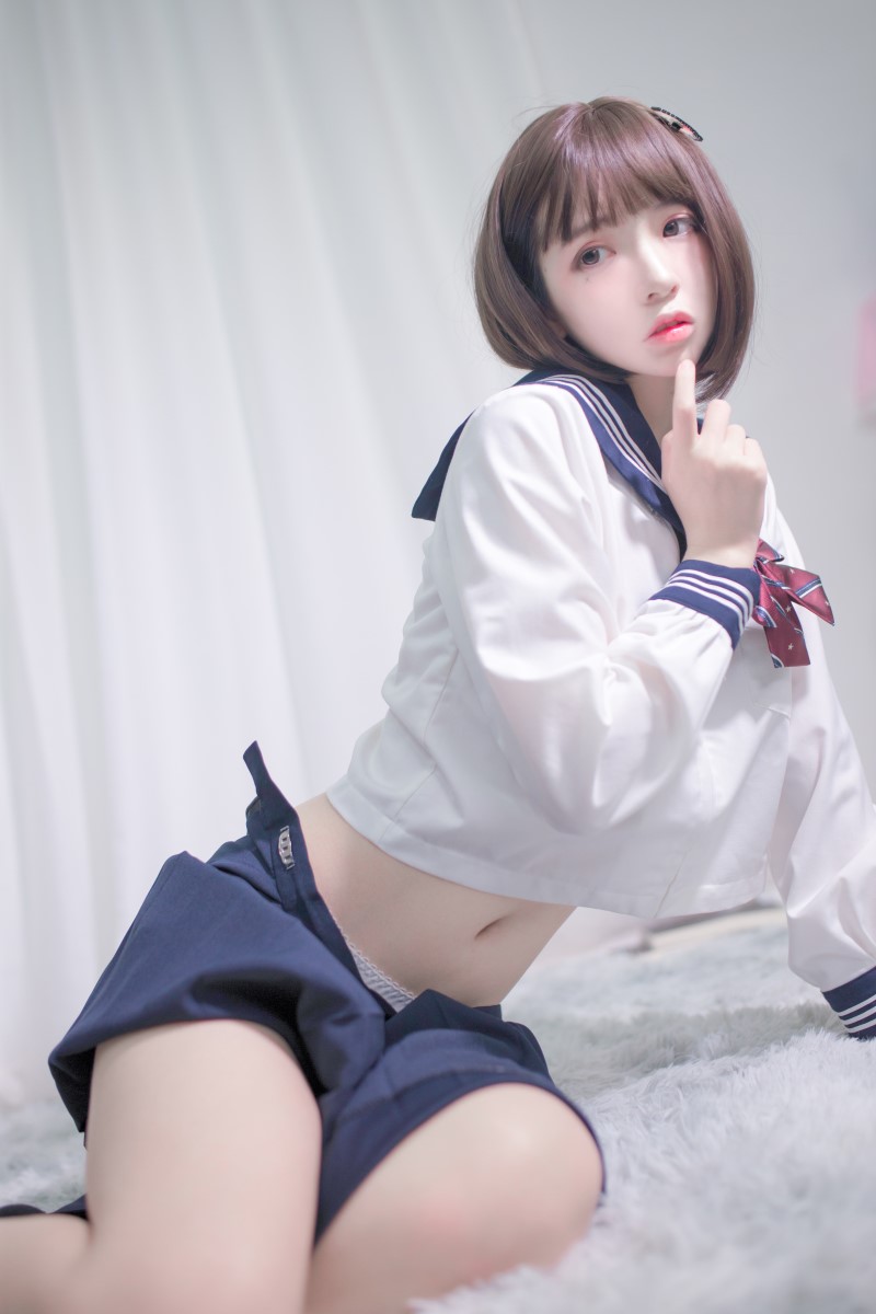 网红Coser@疯猫ss 居家JK [40P/550MB] 网红写真-第1张