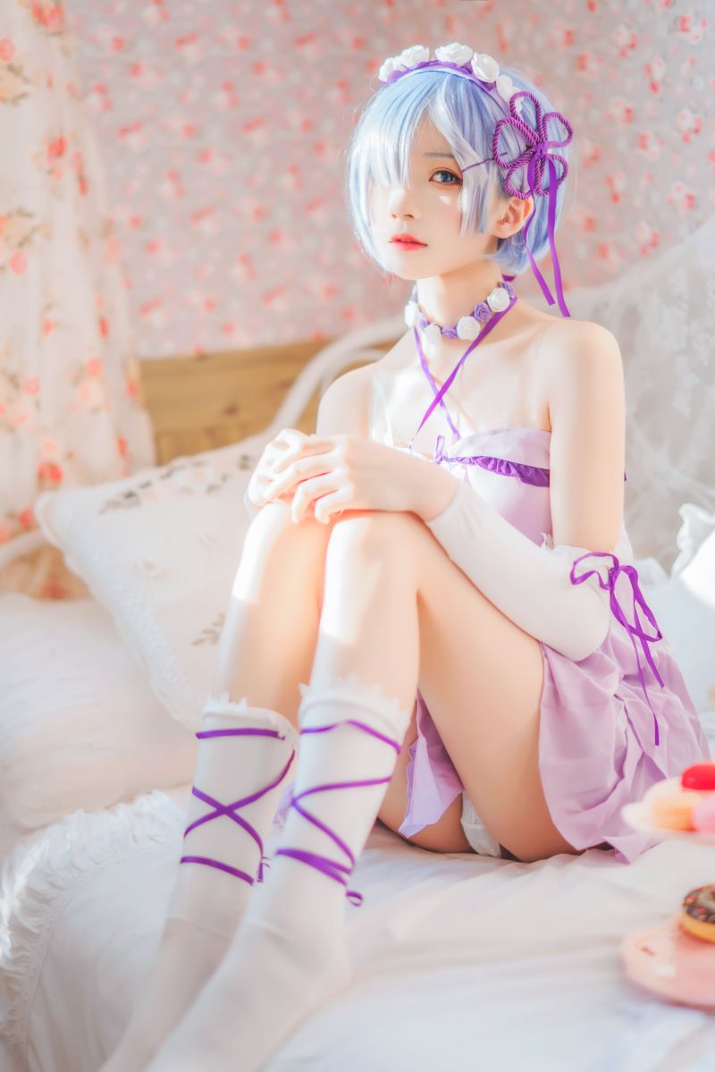 人气Coser@桜桃喵 蕾姆小睡裙 [40P/639MB] 网红写真-第1张