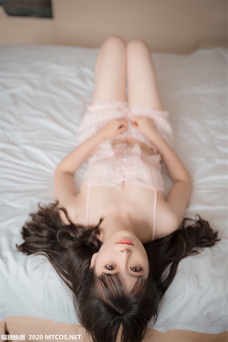 喵糖映画少女写真 VOL.104 粉色吊带睡衣 [45P/308MB] 其它写真-第1张