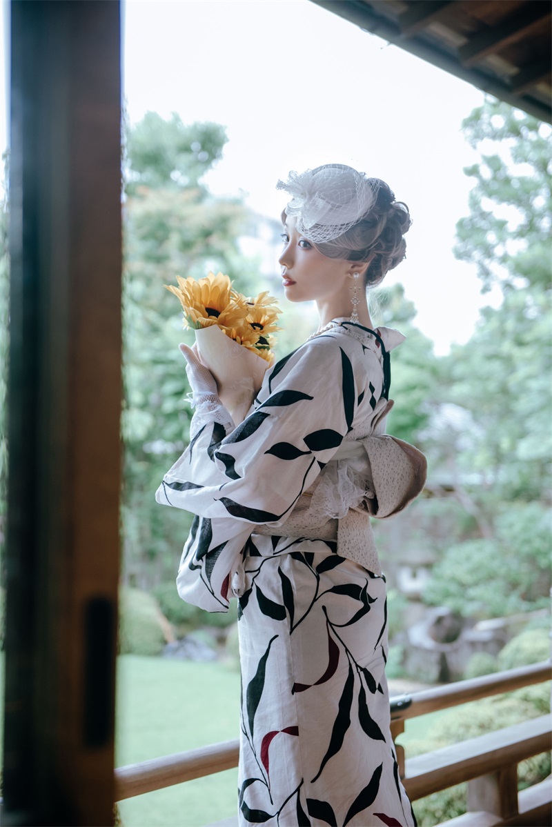 台湾Coser@ElyEE子 Retro Kimono [38P/124MB] 网红写真-第2张