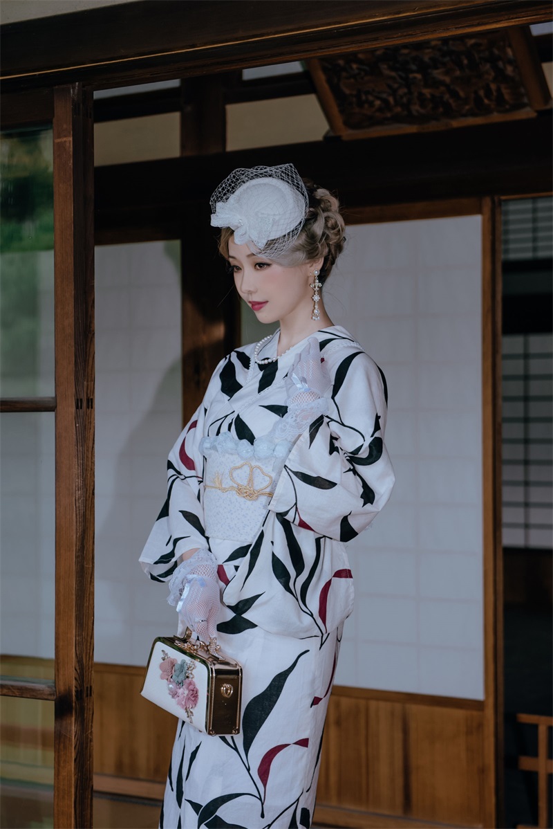 台湾Coser@ElyEE子 Retro Kimono [38P/124MB] 网红写真-第1张