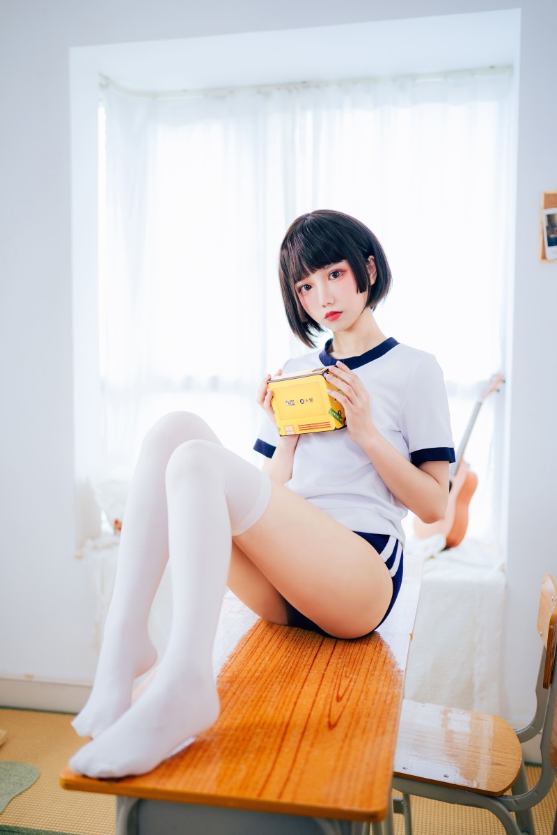 网红Coser@果咩酱w 体操服 [19P/271MB] 网红写真-第1张