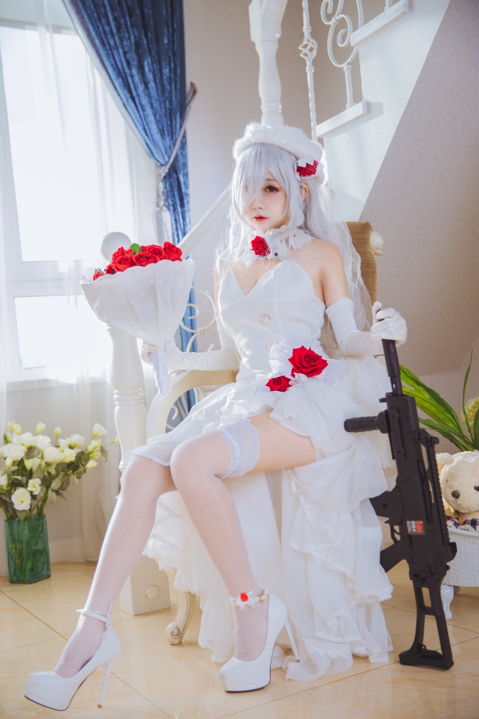 网红Coser@日奈娇 g36c礼服 [40P/375MB] 网红写真-第1张