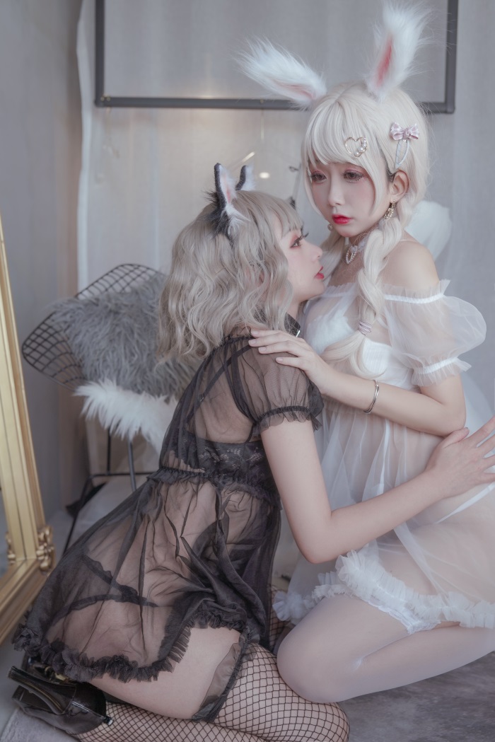 网红Coser@日奈娇 – 猫与兔 [50P/631MB] 网红写真-第1张