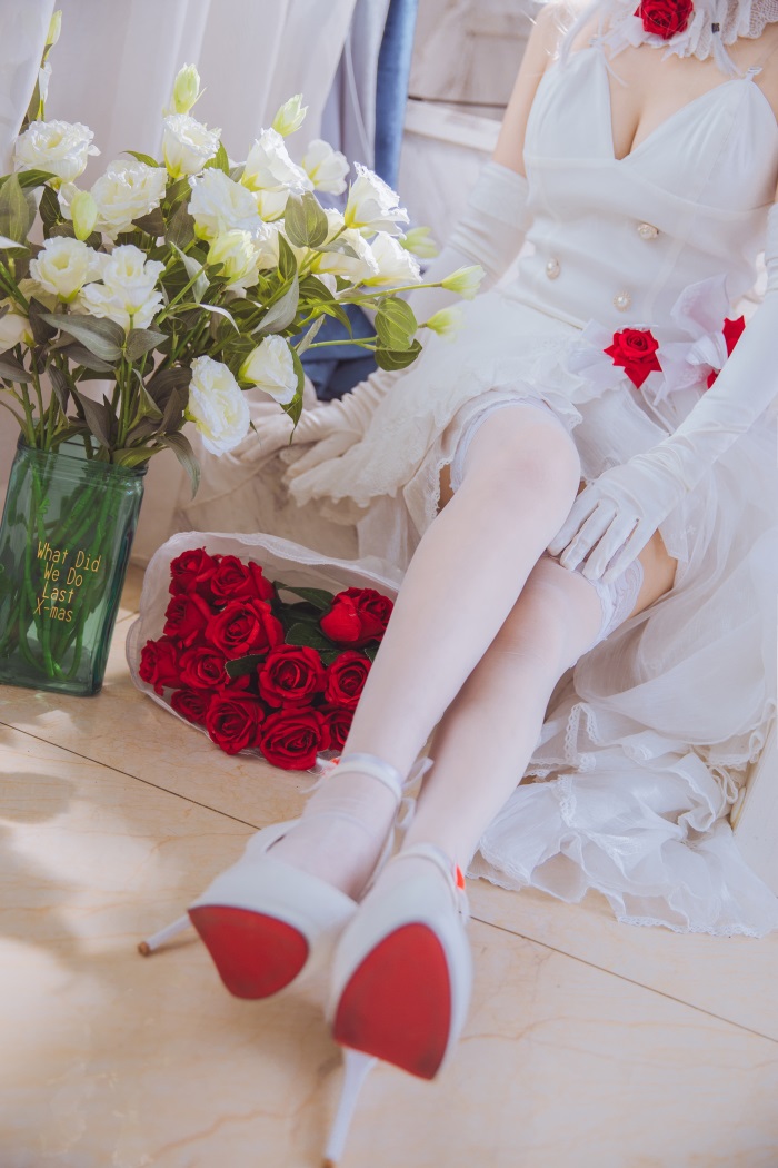 网红Coser@日奈娇 g36c礼服 [40P/375MB] 网红写真-第2张