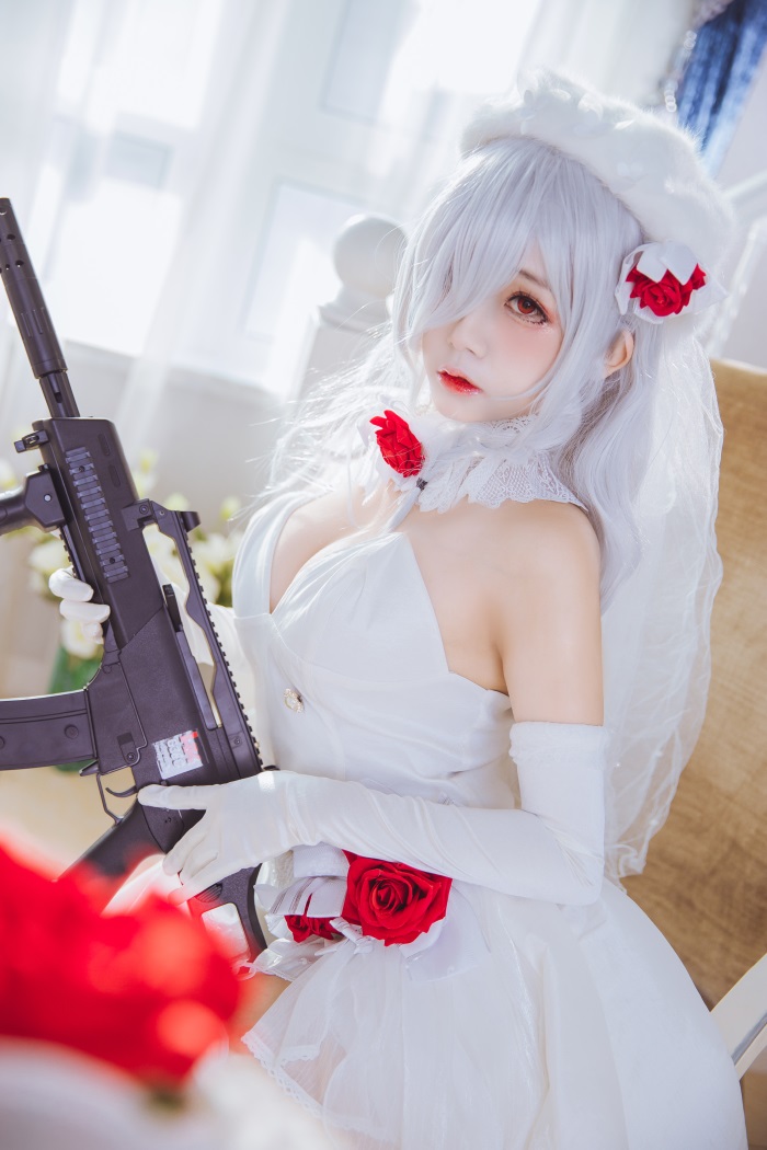 网红Coser@日奈娇 g36c礼服 [40P/375MB] 网红写真-第4张