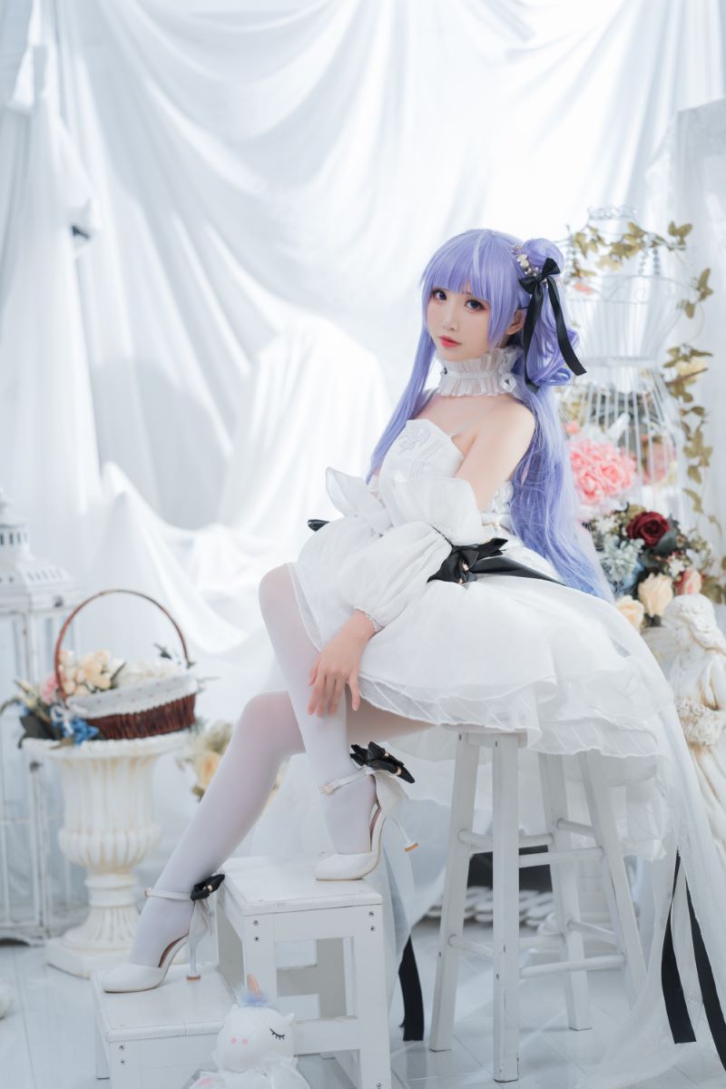 网红Coser@面饼仙儿 独角兽婚纱[14P/129MB] 网红写真-第1张