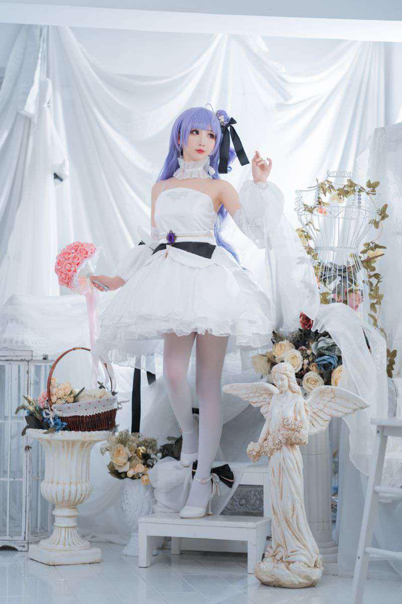 网红Coser@面饼仙儿 独角兽婚纱[14P/129MB] 网红写真-第3张