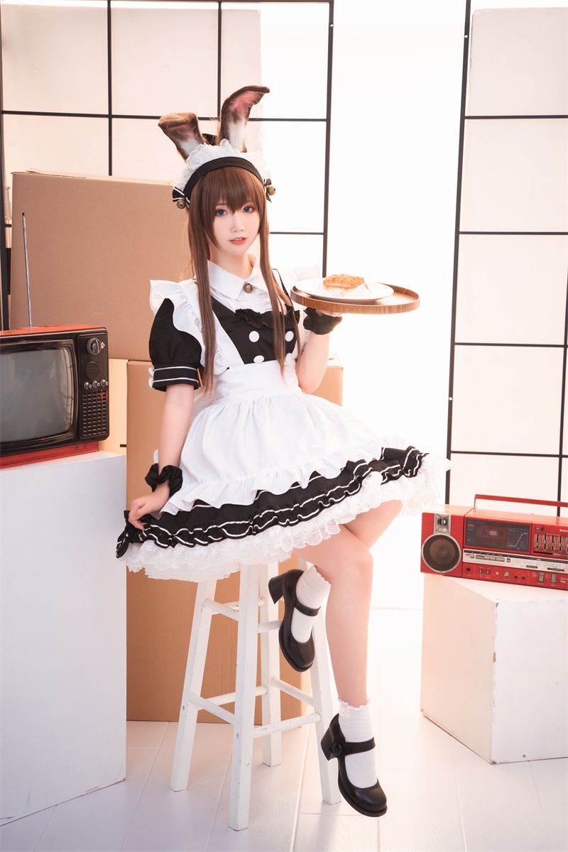 网红Coser@面饼仙儿 阿米驴女仆 [23P/209MB] 网红写真-第2张