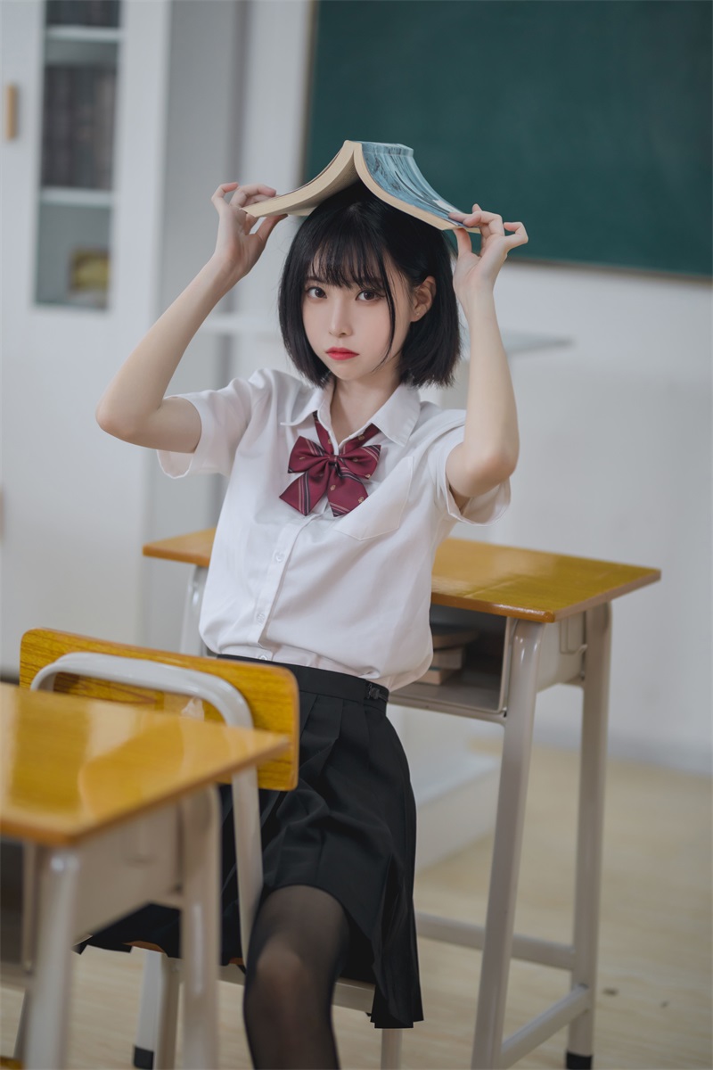 网红Coser@许岚LAN 教室jk嘿丝 [40P/425MB] 网红写真-第1张