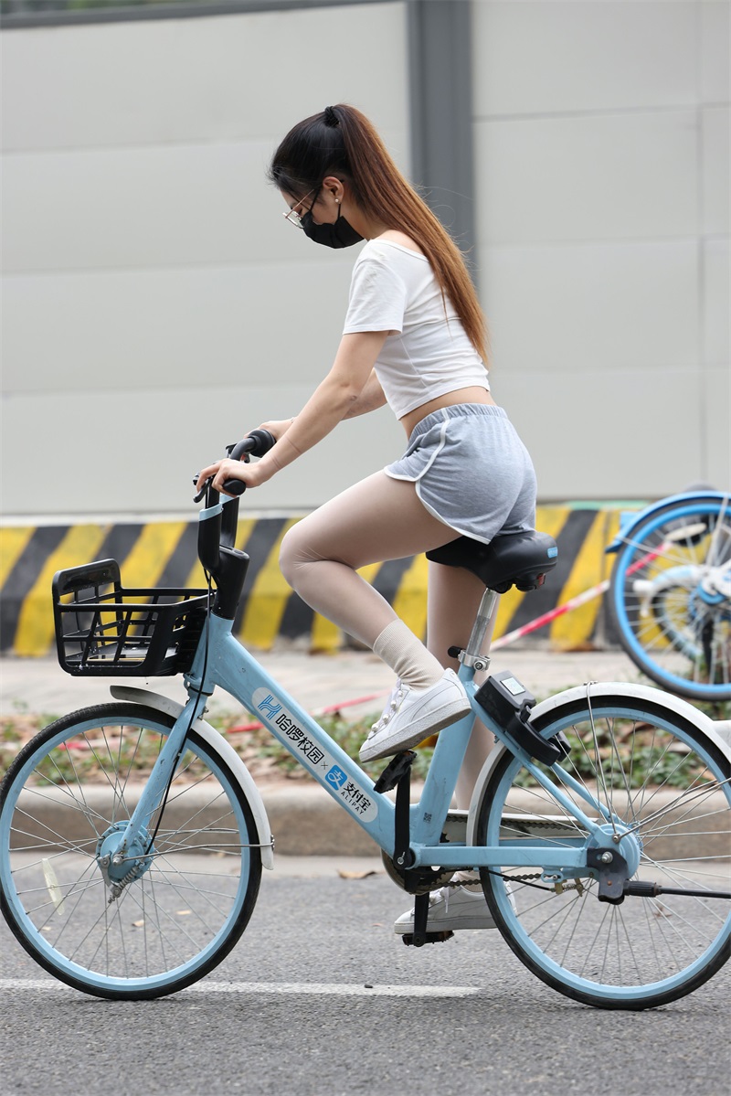 精选街拍 No.168 大学城骑单车的女学生 [148P/347MB] 其它写真-第1张