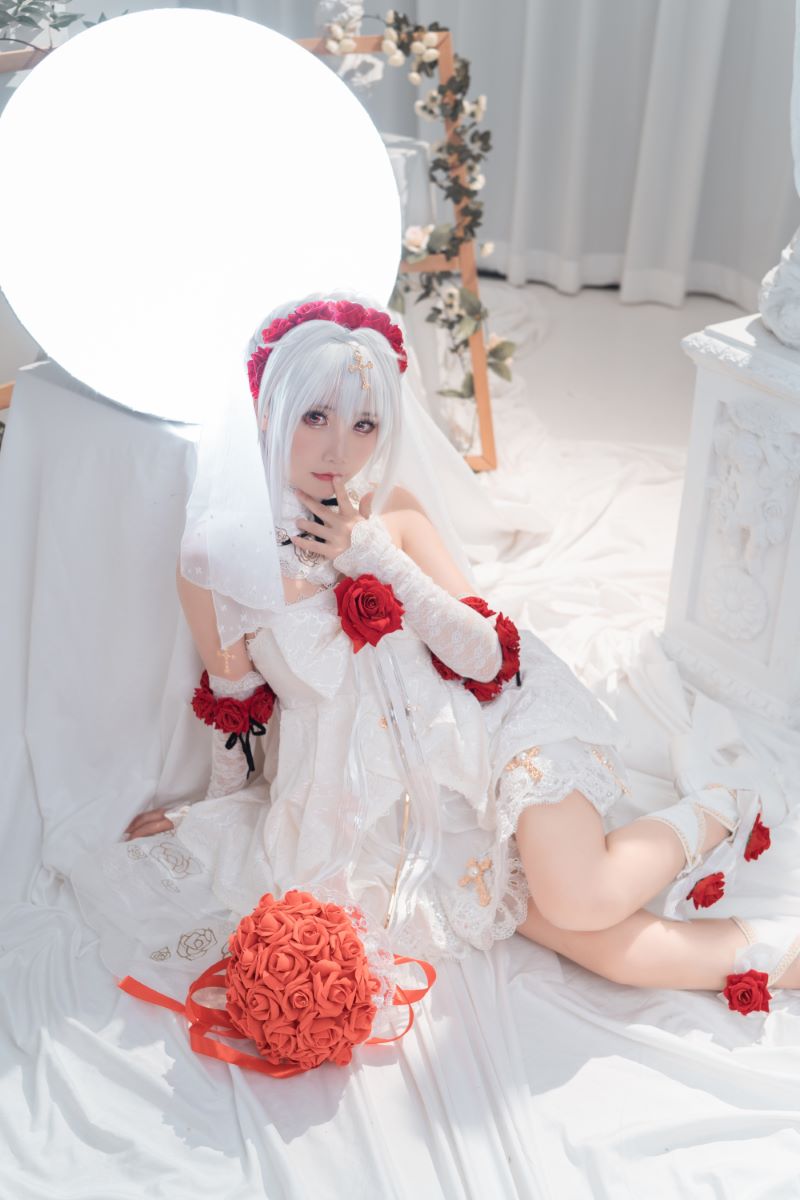 网红Coser@面饼仙儿 德丽莎婚纱 [13P/92MB] 网红写真-第4张