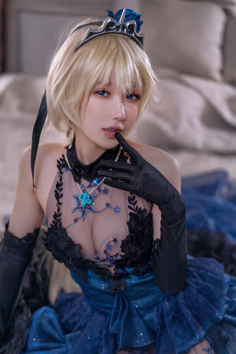 网红Coser@阿包也是兔娘 贞德婚纱 [26P/699MB] 网红写真-第4张