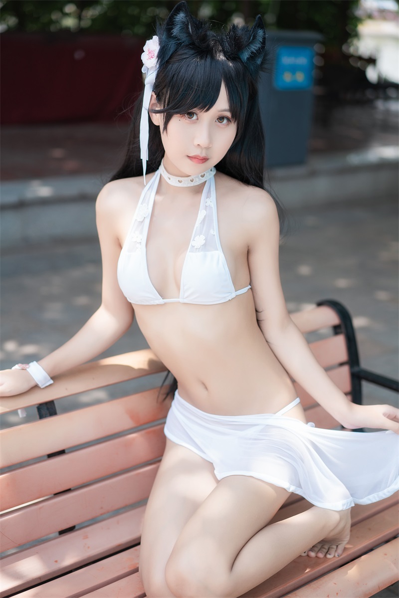 网红Coser@萌芽儿o0 爱宕泳装 [30P/208MB] 网红写真-第4张