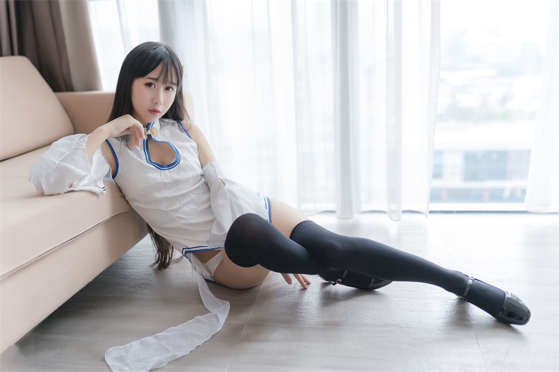 网红Coser@萌芽儿o0 瓶儿 [41P/161MB] 网红写真-第4张