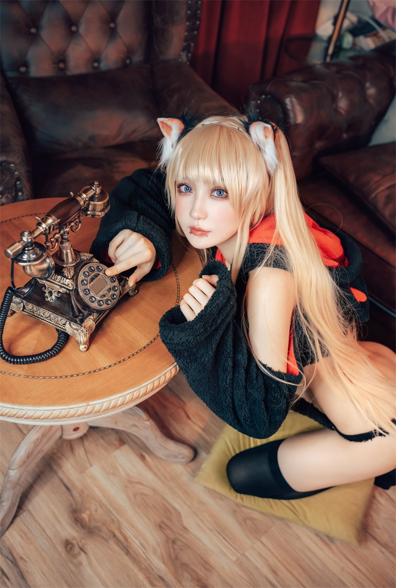 网红Coser@阿包也是兔娘 小猫咪能有什么坏心眼呢 [19P/370MB] 网红写真-第3张