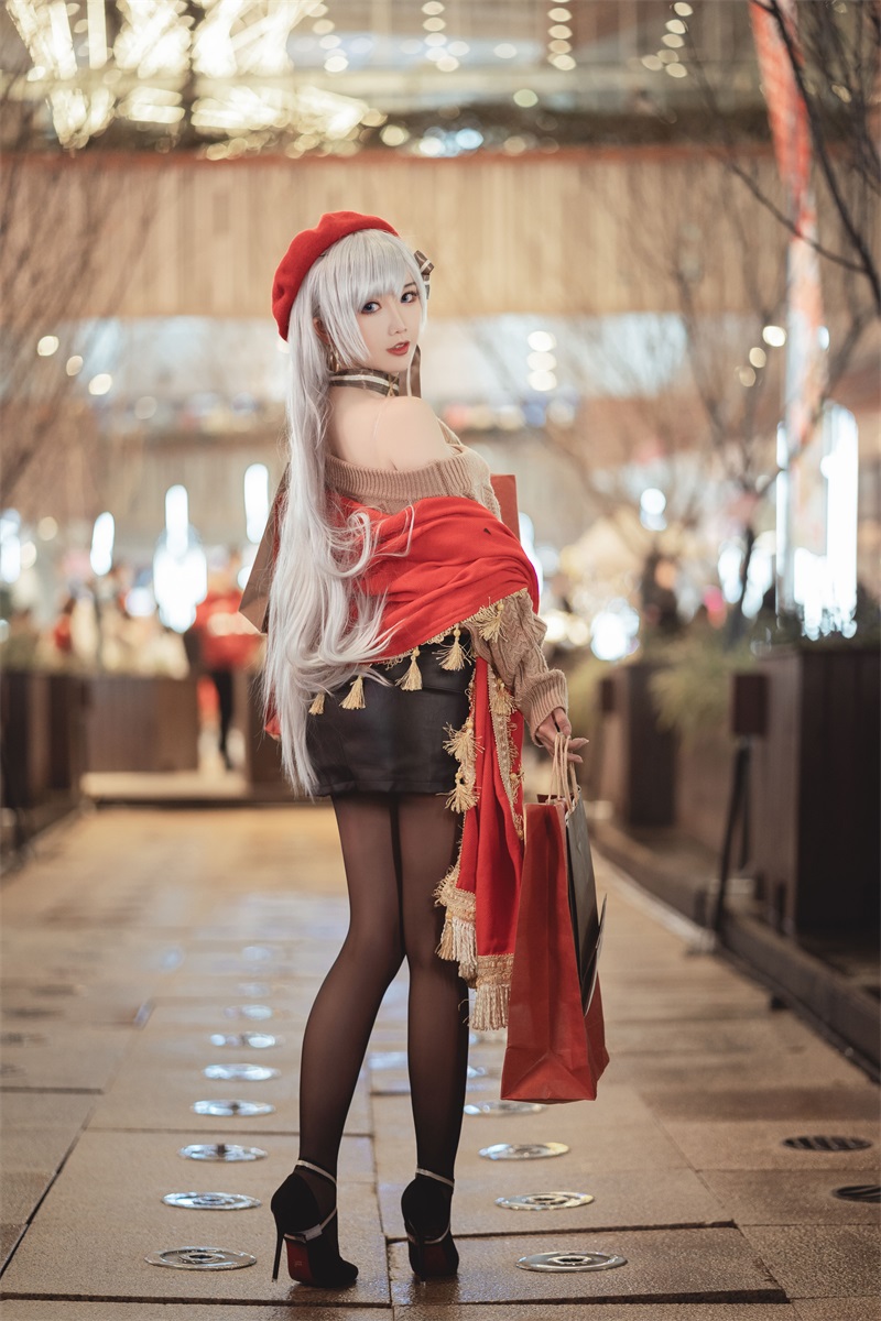 网红Coser@面饼仙儿 圣诞贝法 [17P/275MB] 网红写真-第2张