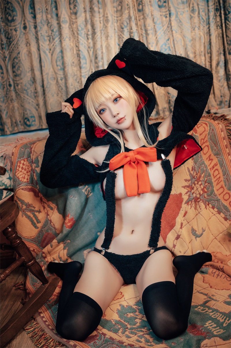 网红Coser@阿包也是兔娘 小猫咪能有什么坏心眼呢 [19P/370MB] 网红写真-第1张