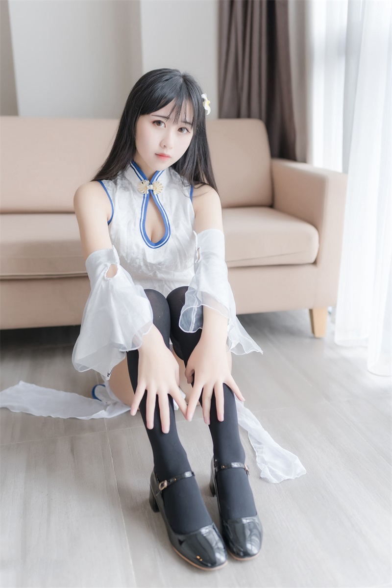 网红Coser@萌芽儿o0 瓶儿 [41P/161MB] 网红写真-第1张