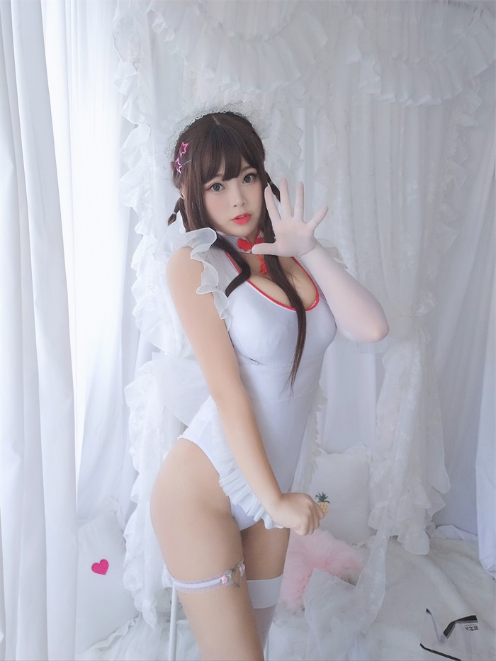 网红Coser@-白烨- 秀色可餐 [72P/6V/726MB] 网红写真-第1张