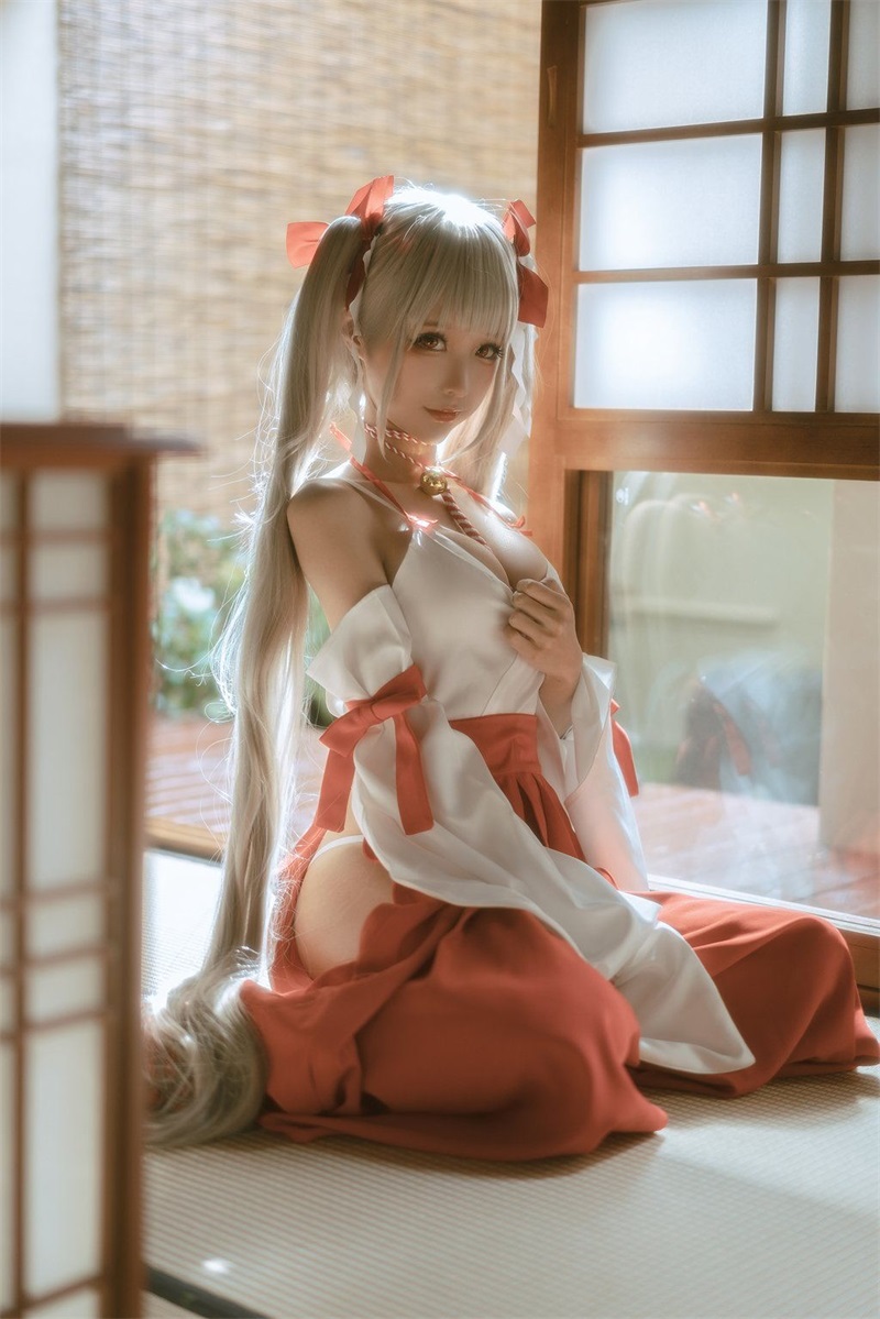 网红Coser@蠢沫沫 可畏 巫女 [55P/787MB] 网红写真-第4张