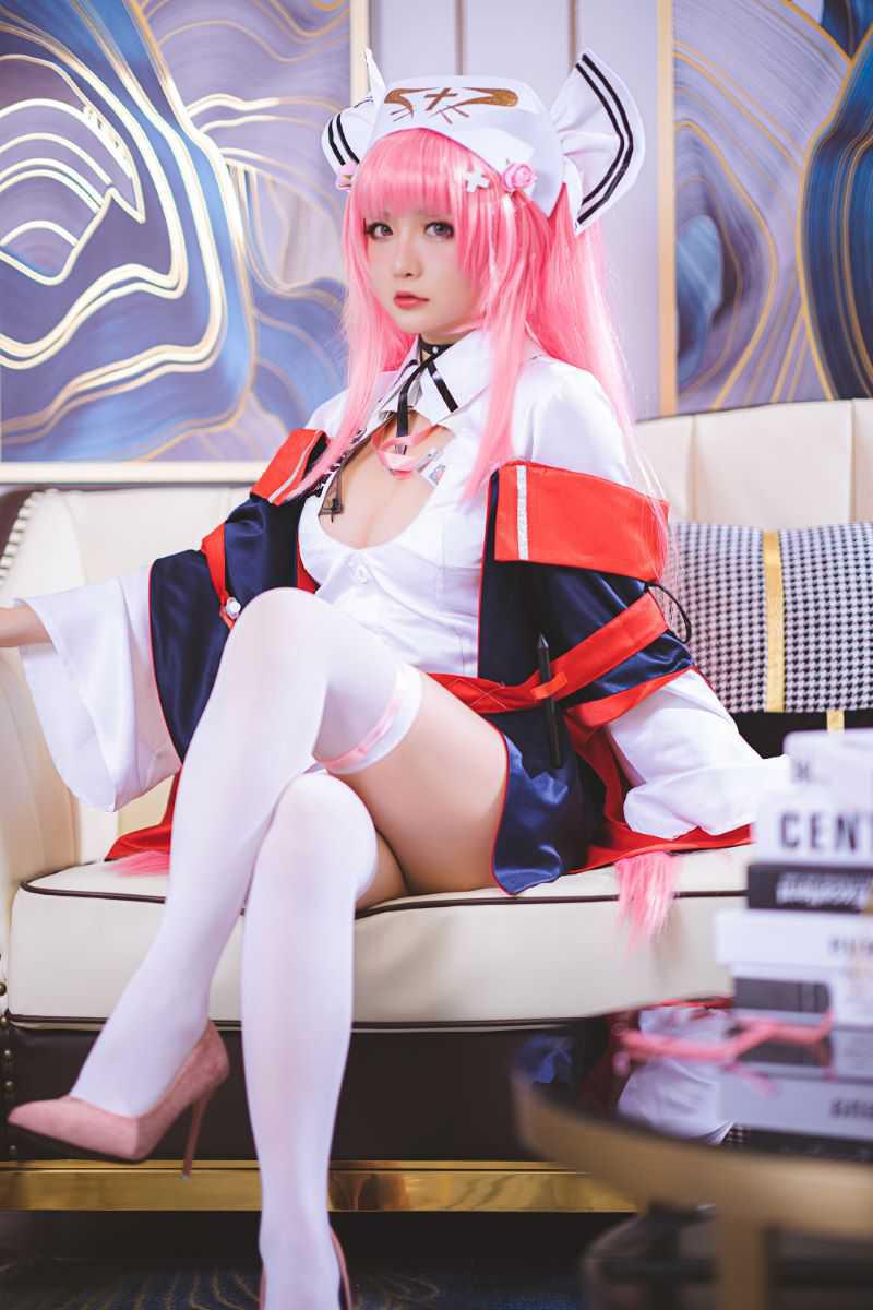 网红Coser@星之迟迟 英仙座护士 [20P/66MB] 网红写真-第3张