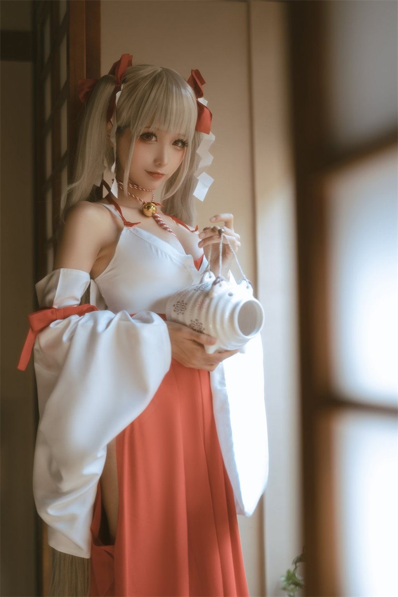 网红Coser@蠢沫沫 可畏 巫女 [55P/787MB] 网红写真-第2张