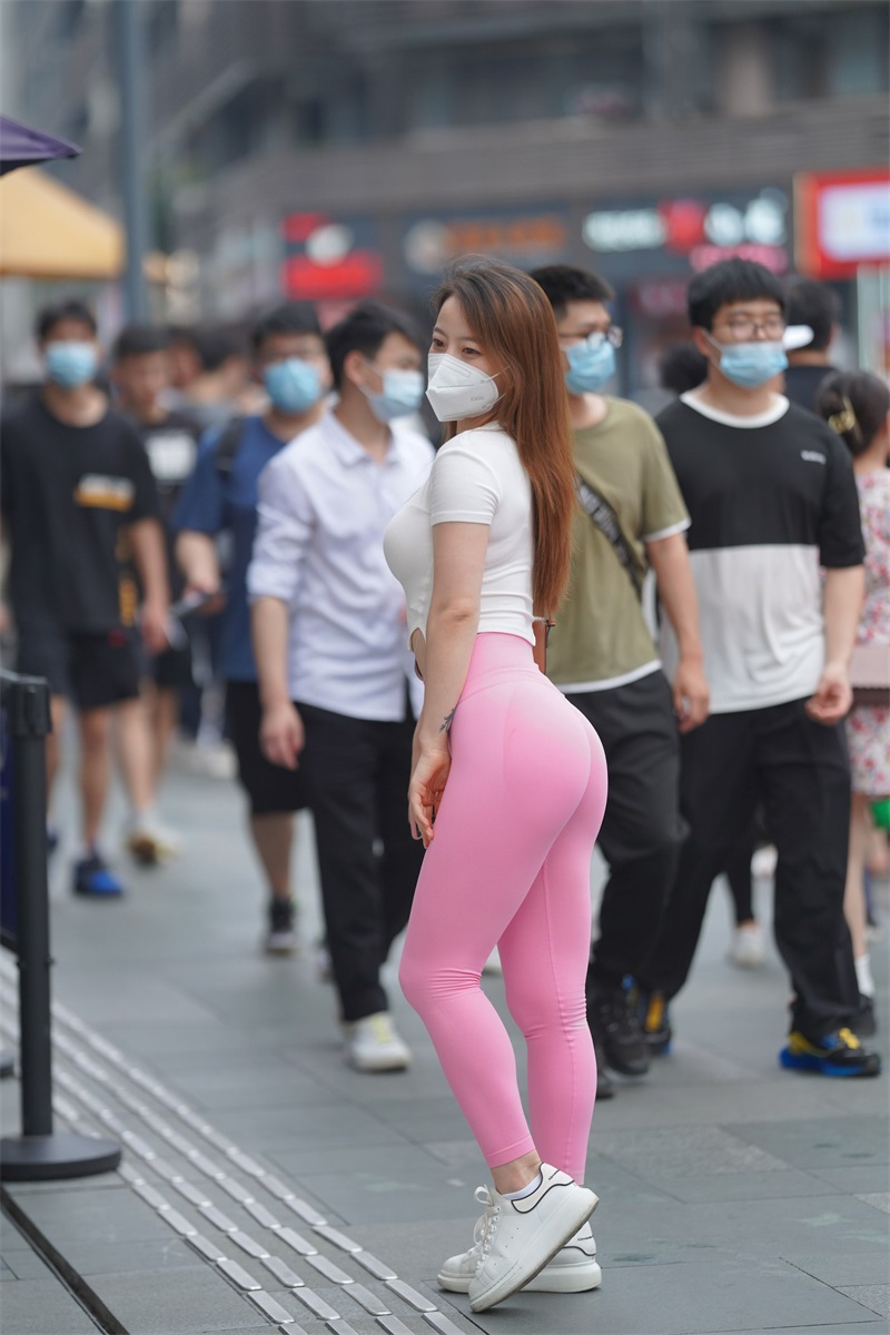 精选街拍 NO.638 魅力粉色瑜伽裤 [96P/97MB] 其它写真-第3张