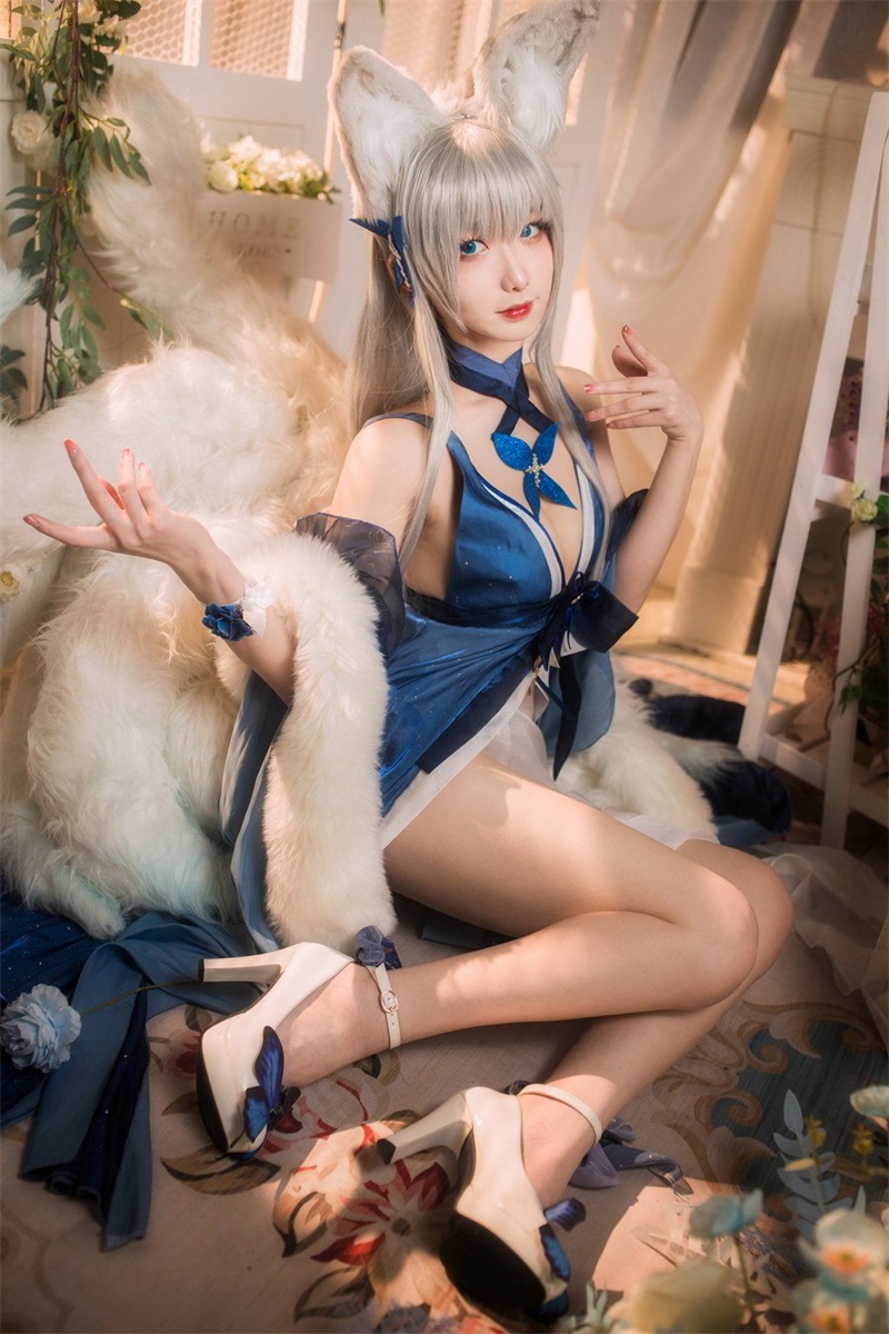 网红Coser@封疆疆v 信浓礼服 [38P/497MB] 网红写真-第4张