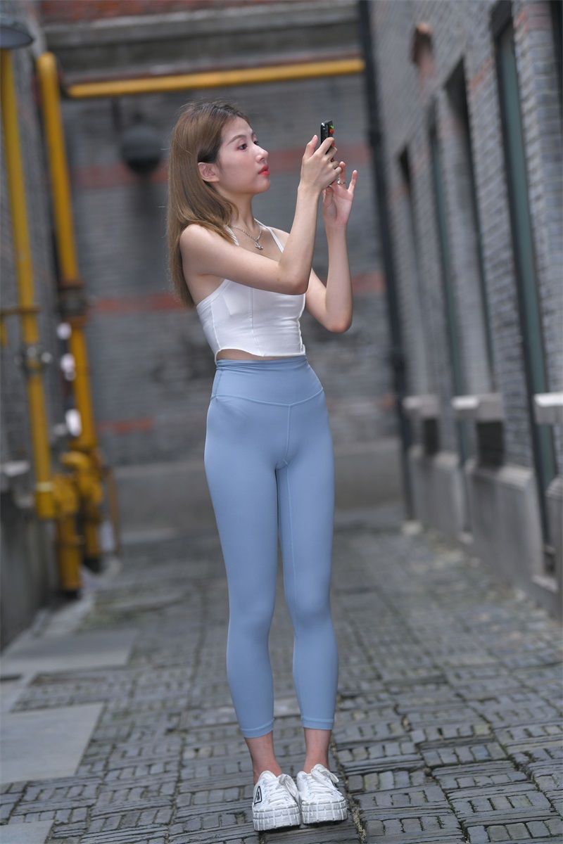 精选街拍 NO.732 蓝色瑜伽裤美女2 [83P/68MB] 其它写真-第4张