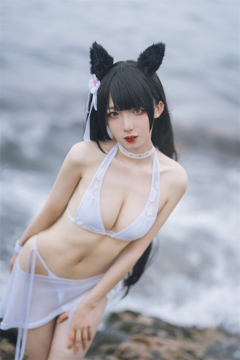 网红Coser@封疆疆v 爱宕泳装 [14P/130MB] 网红写真-第3张