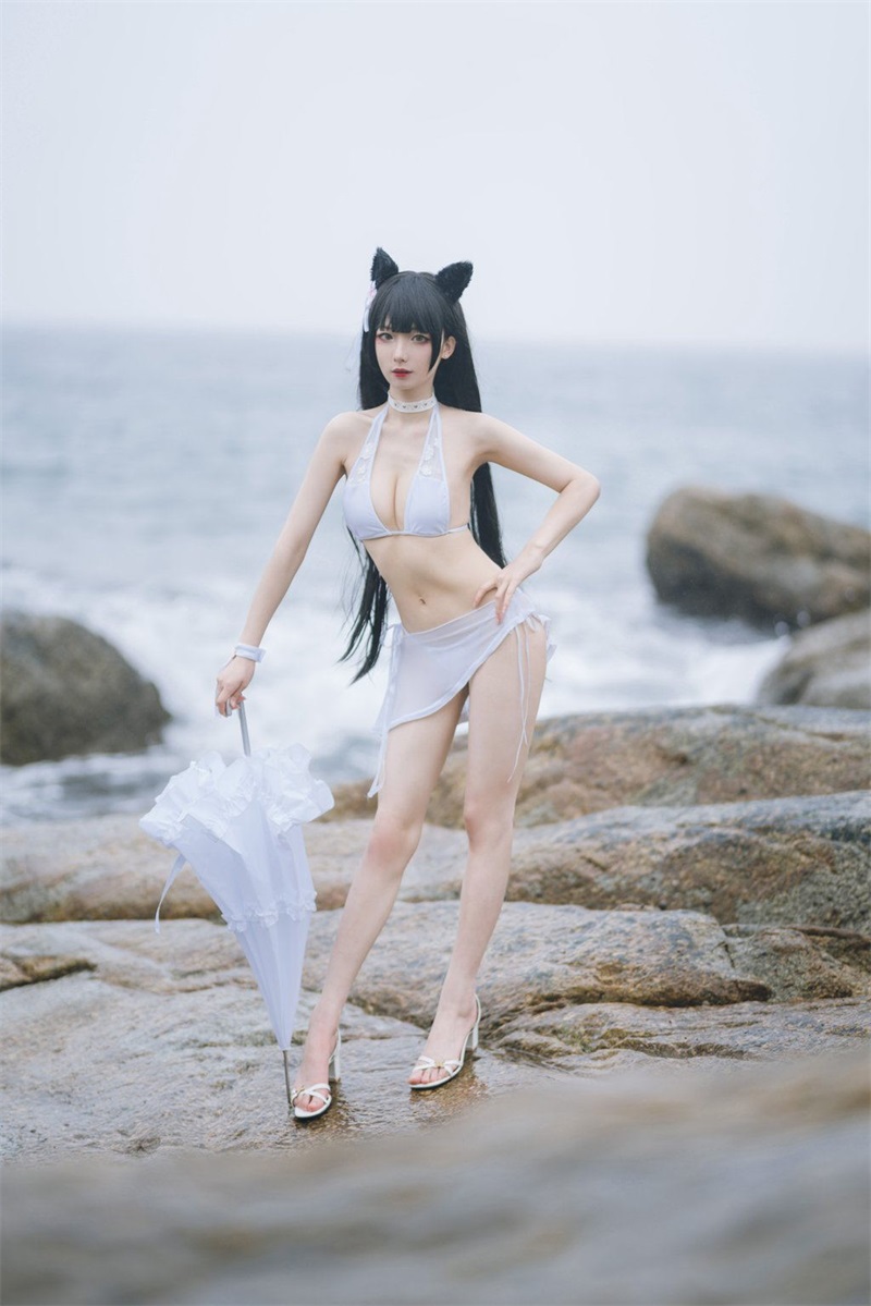 网红Coser@封疆疆v 爱宕泳装 [14P/130MB] 网红写真-第2张