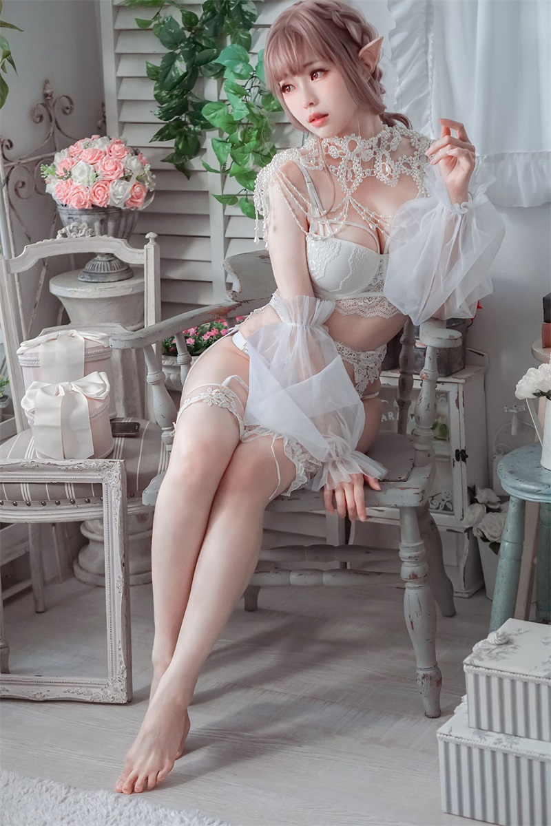 台湾Coser@ElyEE子 Bride & Lingerie [65P/139MB] 网红写真-第3张