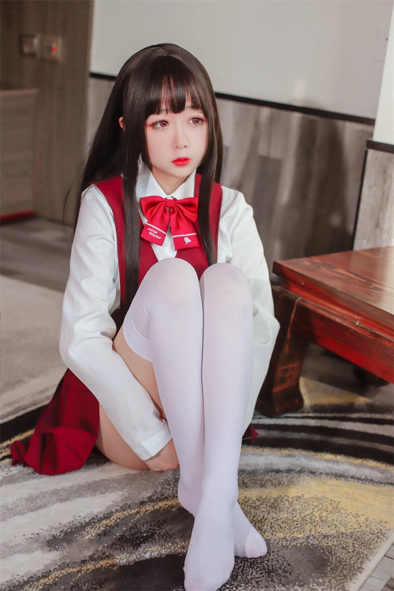 网红Coser@日奈娇 JK少女红裙 [28P/276MB] 网红写真-第2张