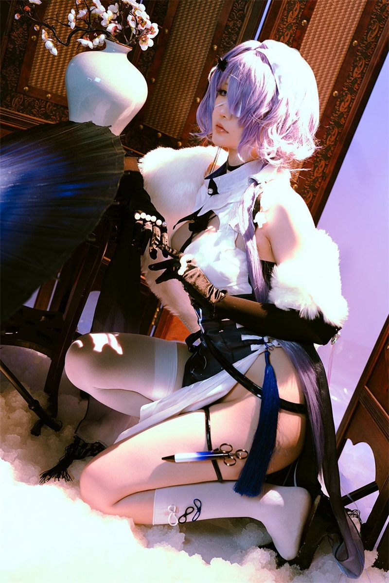 网红Coser@星之迟迟@正片合辑 絮雨 孤寒峭 [15P/59.8MB] 网红写真-第2张