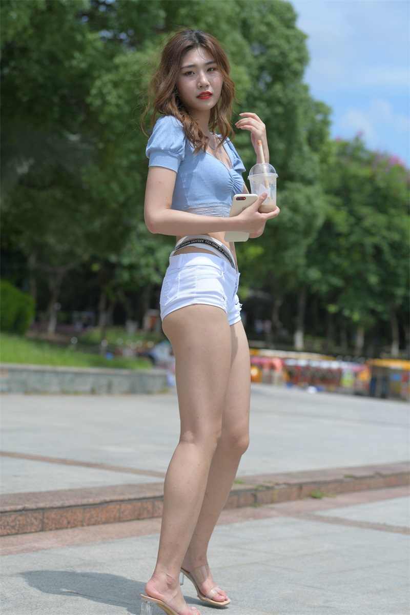 精选街拍 NO.874 白色热裤女孩6 [62P/55MB] 其它写真-第1张